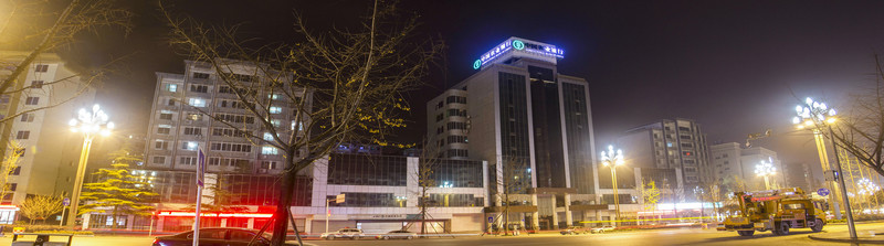 四川省巴中市中國農(nóng)業(yè)銀行夜景