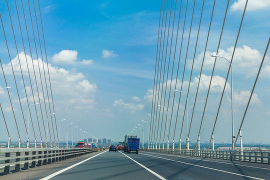斜拉橋