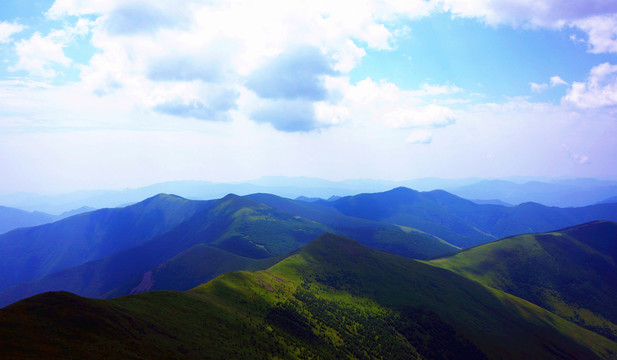 遠(yuǎn)山 白云 五臺(tái)山