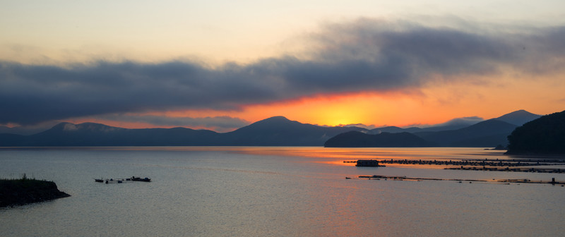 桓龍湖日出