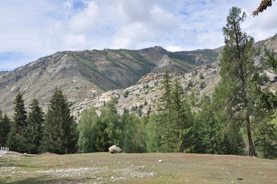 遠(yuǎn)山