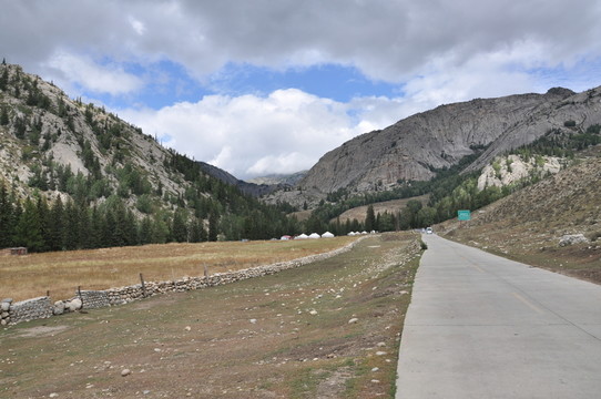 遠(yuǎn)山