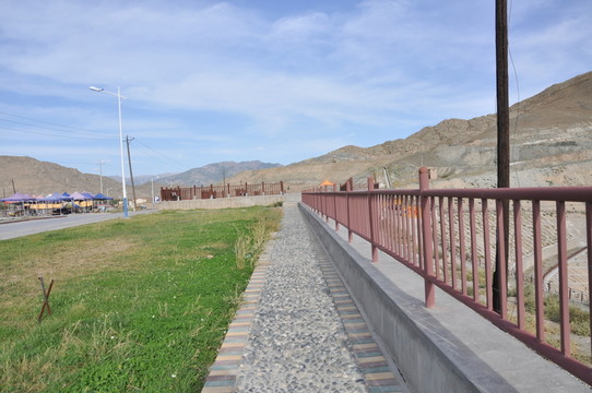 三號(hào)礦坑周圍景觀