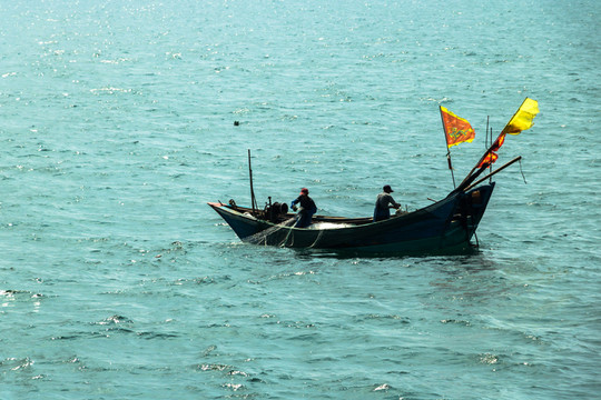 捕魚(yú)