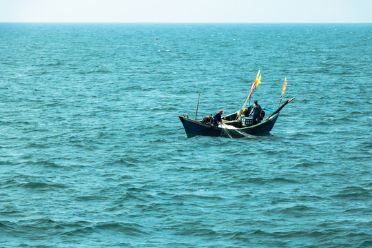 海上捕魚
