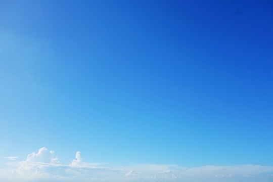 藍天白云