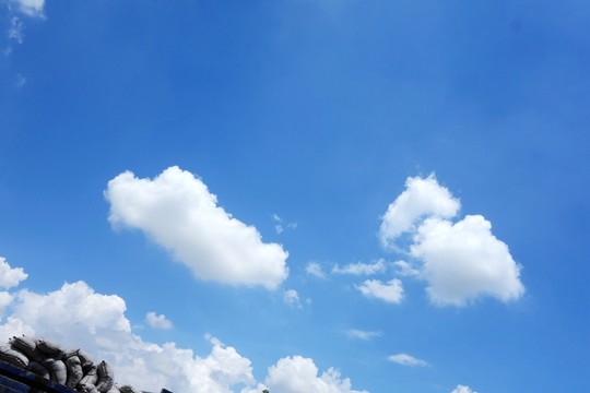 藍天白云