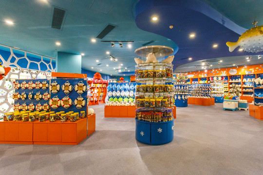 玩具店內(nèi)景