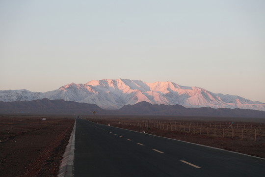 中國甘肅祁連雪山自駕游