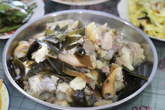 海帶燉豬蹄