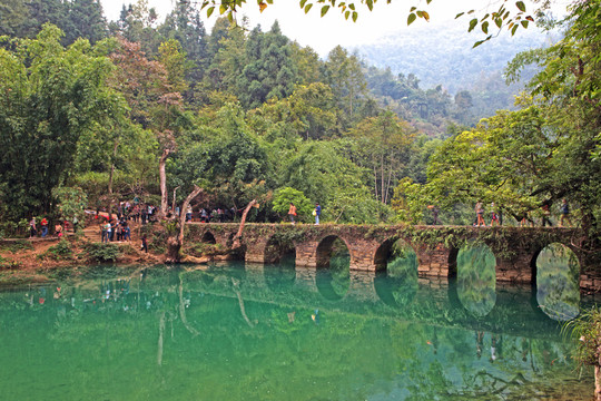 貴州 小七孔