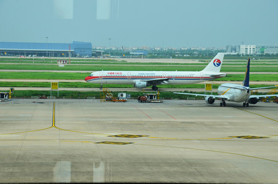 飛機(jī) 跑道 飛機(jī)場(chǎng)