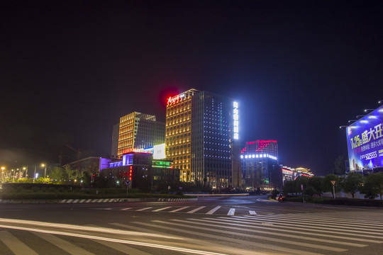奧山雅閣酒店夜景