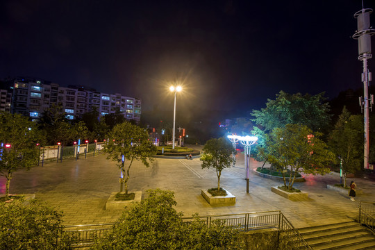 湖北省恩施市清水走廊廣場(chǎng)夜景