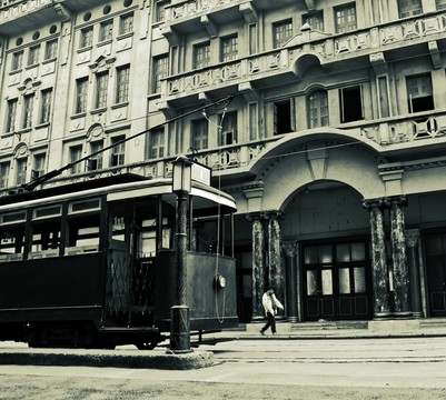 老上海街景 鐺鐺車 行人