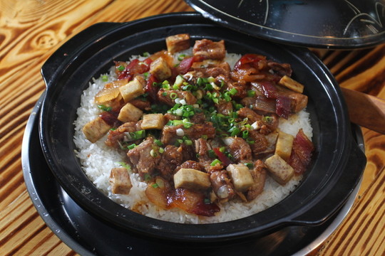 煲仔飯