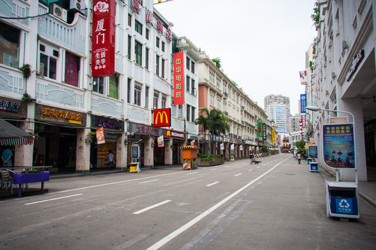 商業(yè)街步行街