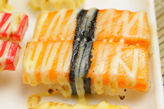 寿司 火炙鱼蟹肉