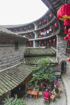 圍屋