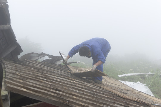 災(zāi)后重建九峰山