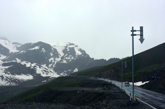 獨(dú)庫(kù)公路