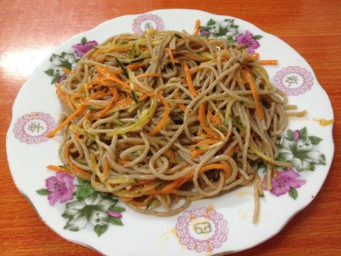 特色涼面
