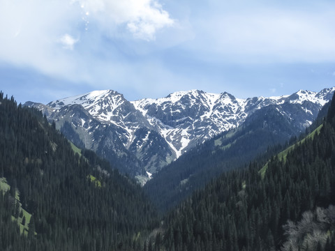 天山