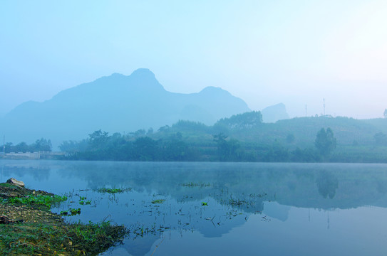 晨湖 