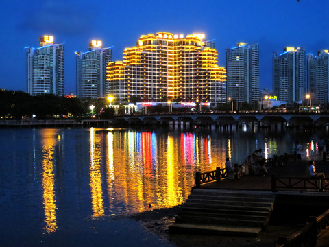 河景住宅 夜景燈光