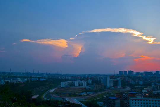 夕陽(yáng)