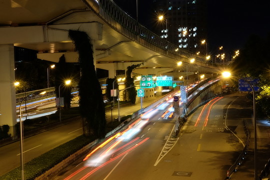高架 上海 延安路 下匝道