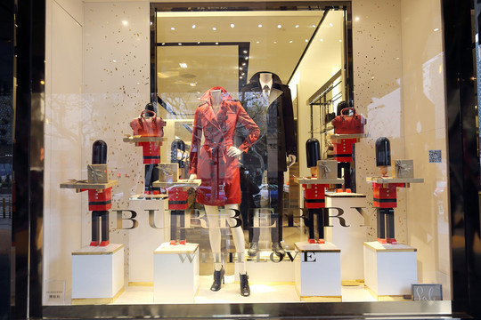 櫥窗 陳列 女裝 專賣店