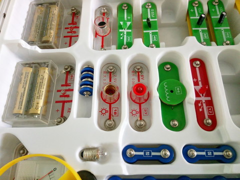 電子元件