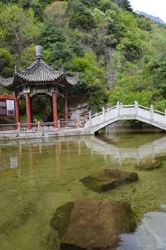 近水樓臺(tái)