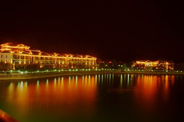 開元山莊