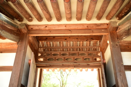 實(shí)木門樓