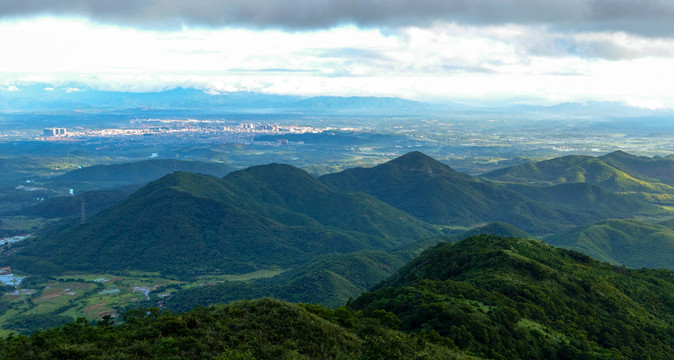 山脈 群山