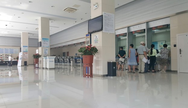 銀行大廳
