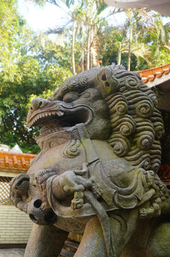 獅子雕像