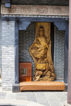 關(guān)山風(fēng)景區(qū)