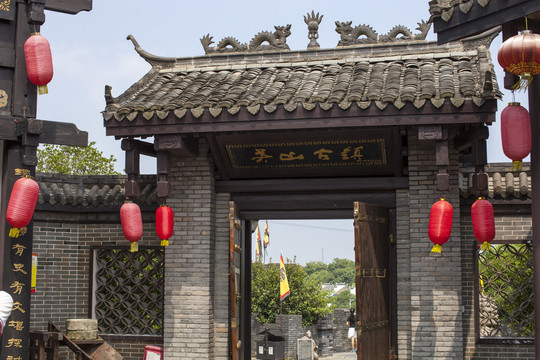 關(guān)山風景區(qū)