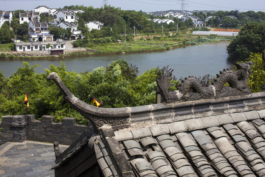 關(guān)山風(fēng)景區(qū)
