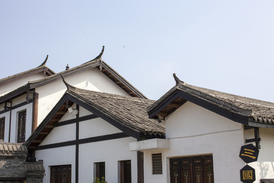 關(guān)山風(fēng)景區(qū)