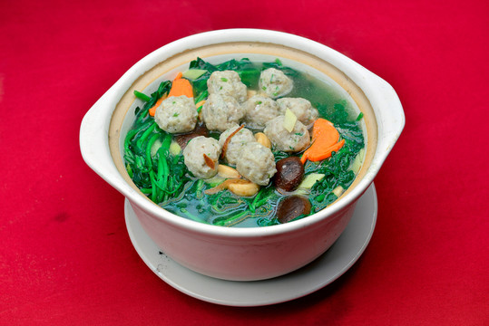 魚丸西洋菜