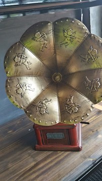 留聲機(jī)