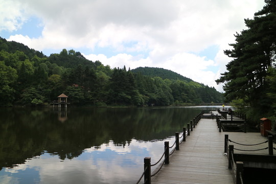 廬山如琴湖