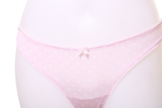 粉色內(nèi)褲