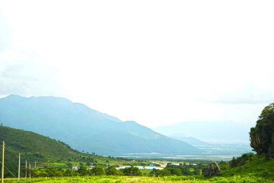 青山 山谷