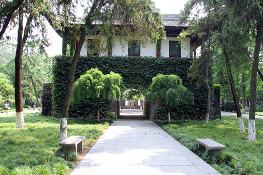 小雁塔