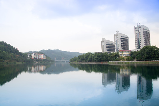 湖景